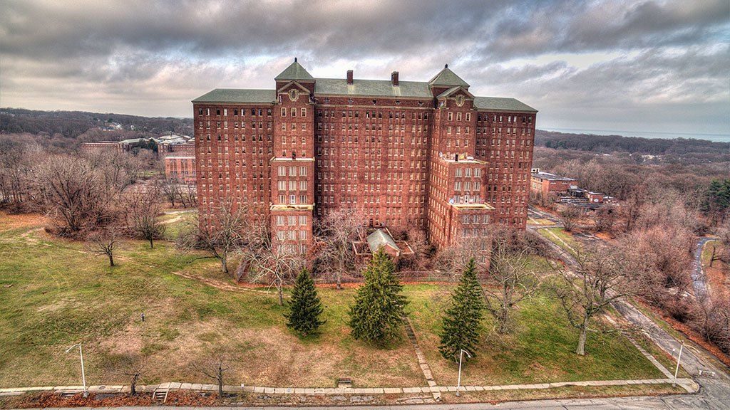 the-history-of-the-abandoned-kings-park-psychiatric-center-past-chronicles