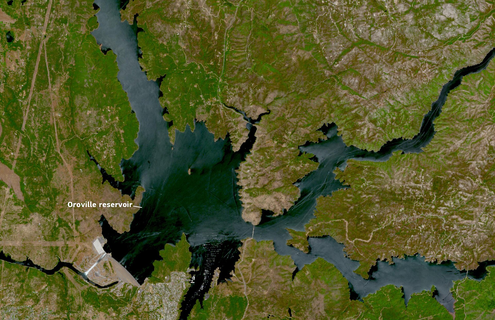 Lake Oroville Water Levels Before and After the Drought