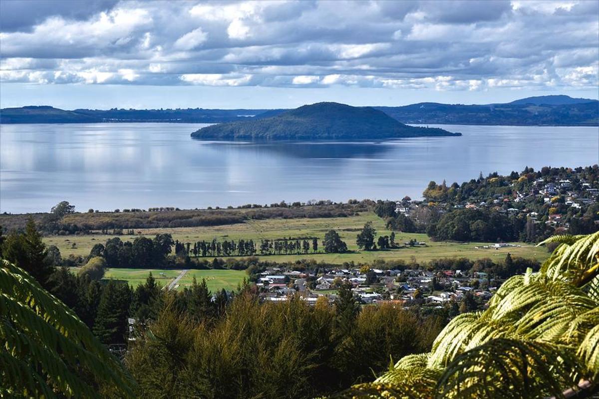 View of Mokoia Island from the shore of Lake Rotorua in New Zealand