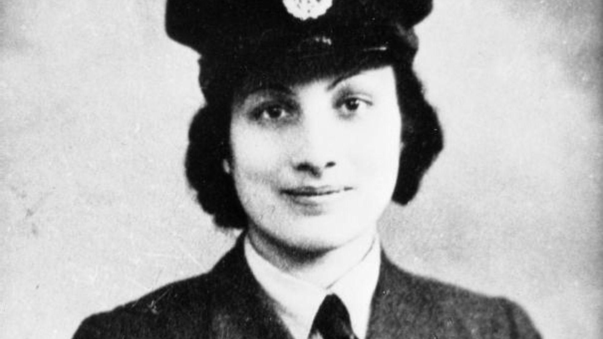 A portrait photo of Noor Inayat Khan in 1943.