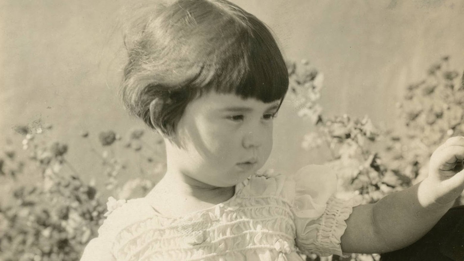 A photo of a young Diana Serra Cary in 1923.