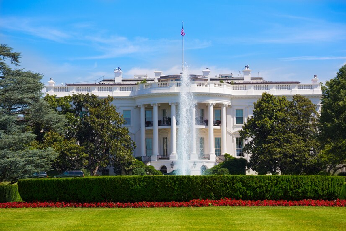 Exterior view of the White House in Washington, DC