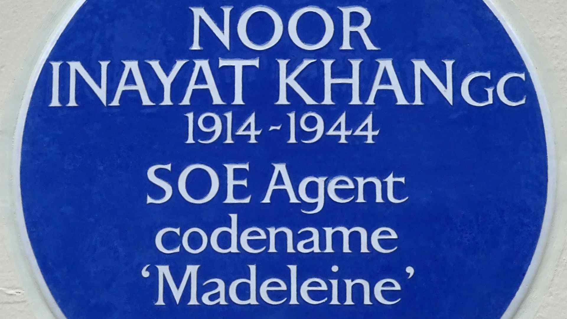 A sign noting Noor Inayat Khan's time as an SOE Agent.