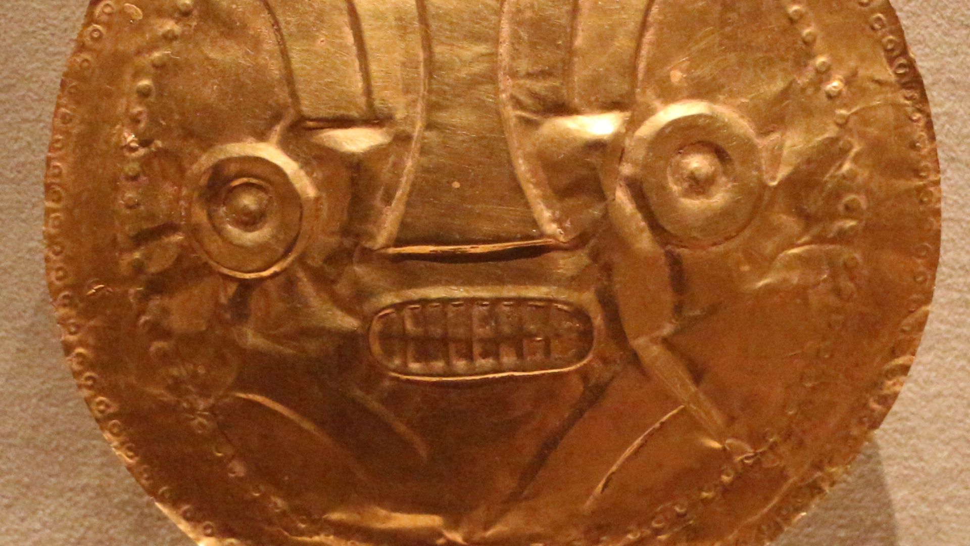 A close-up of an artifact from the ancient Coclé people.