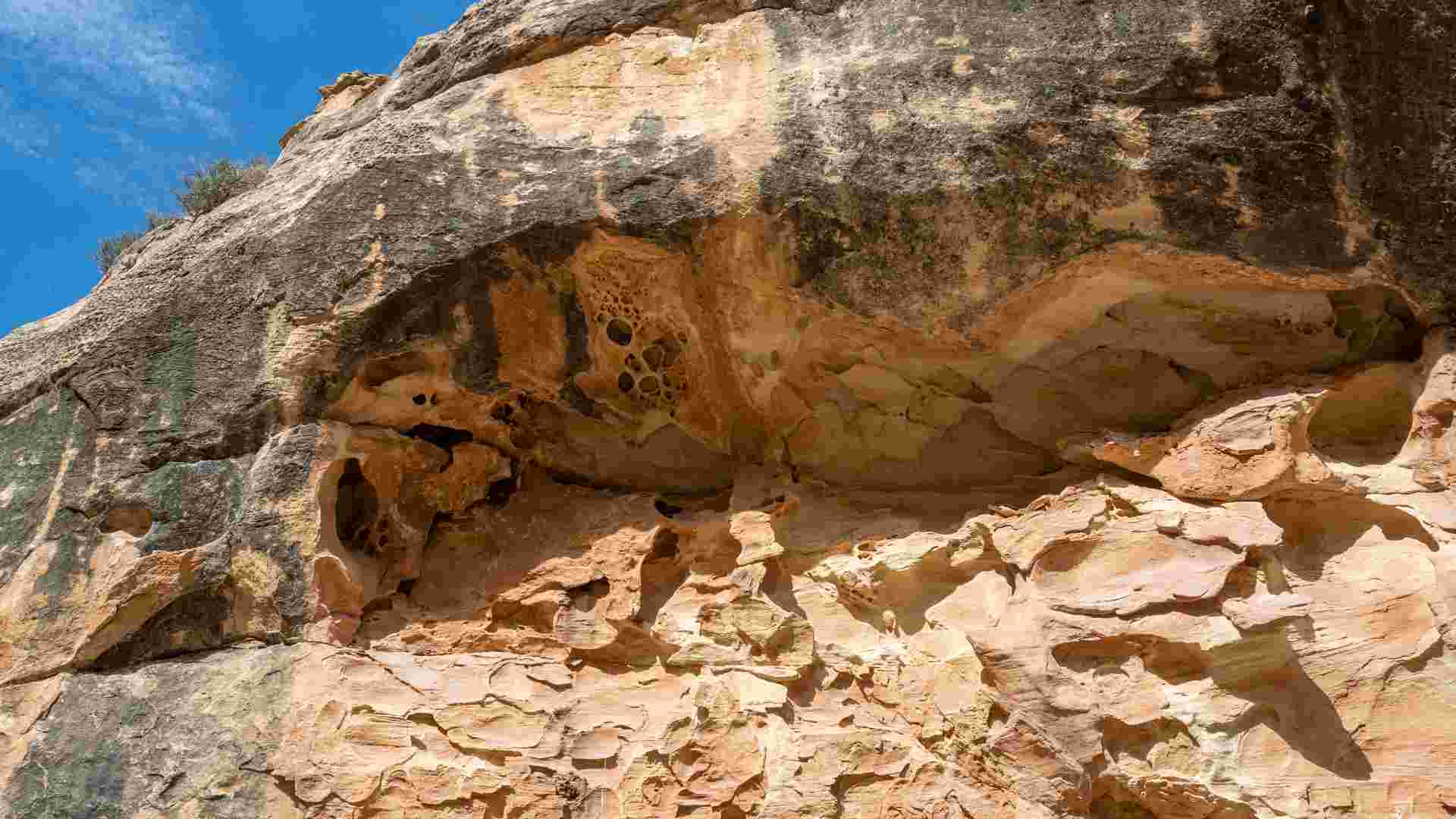 A photo of the Dinosaur National Monument.