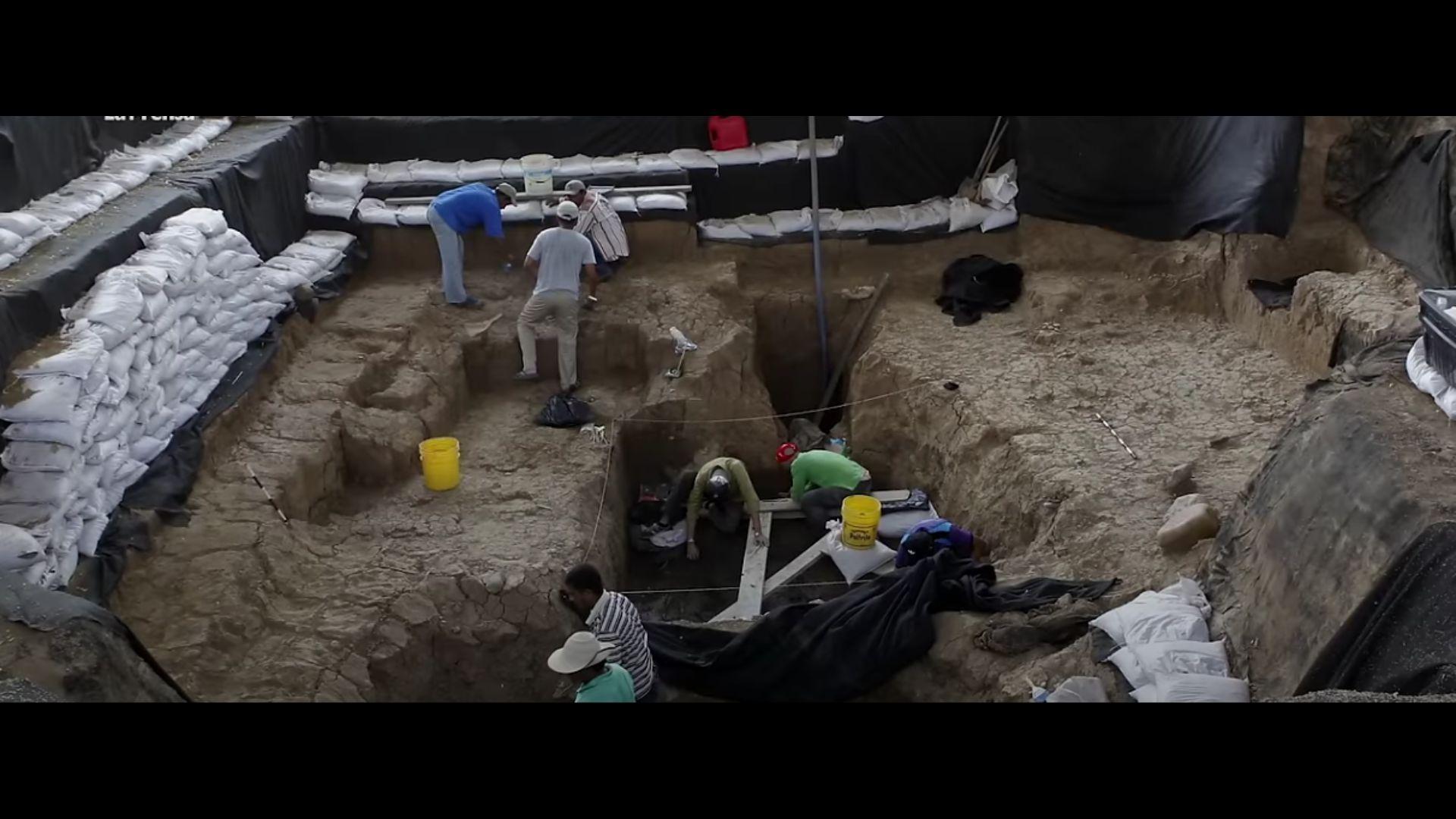 Archaeologists digging at tomb No. 9 at the El Caño site in Panama