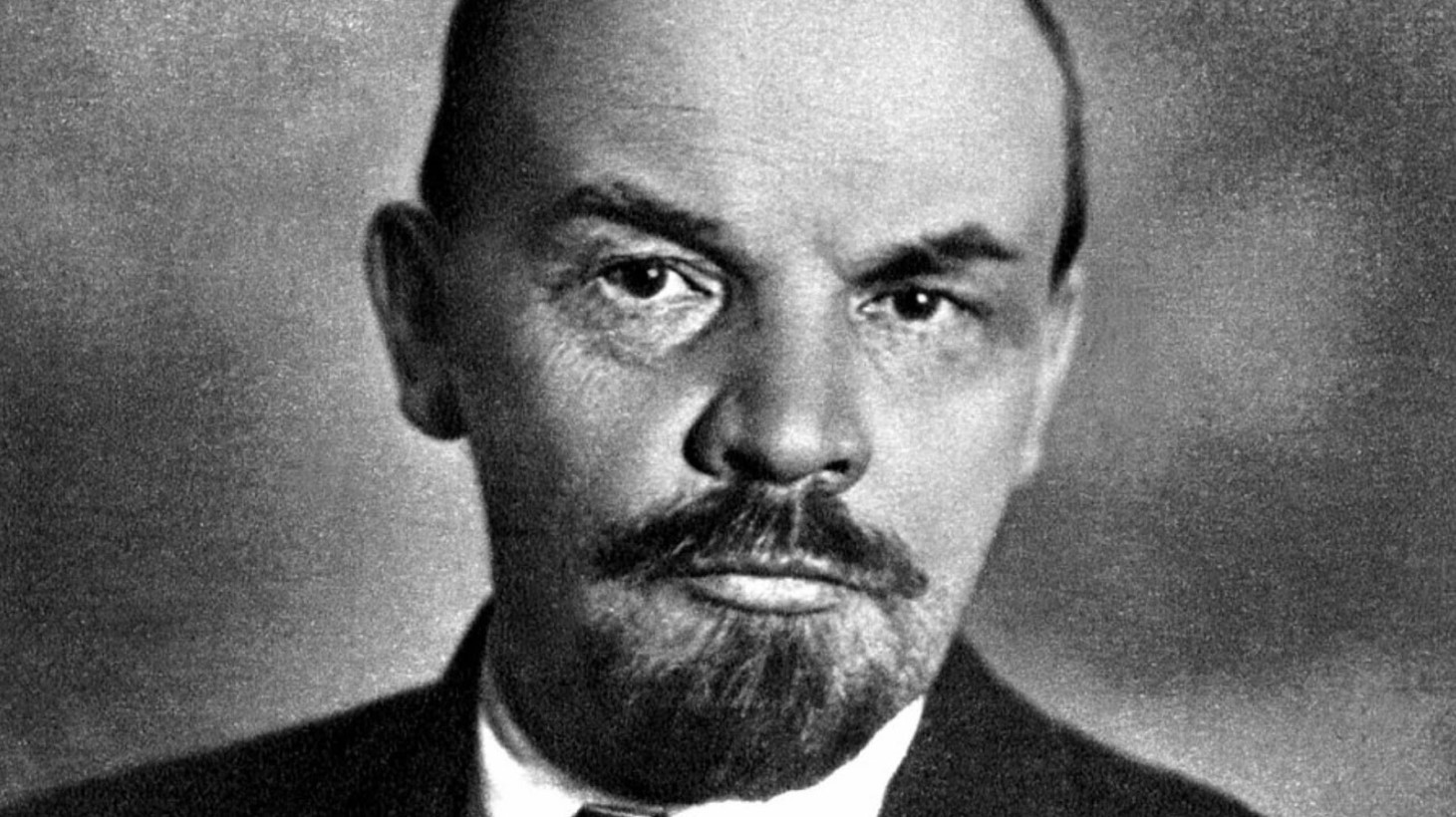 Black and white portrait of Vladimir Lenin