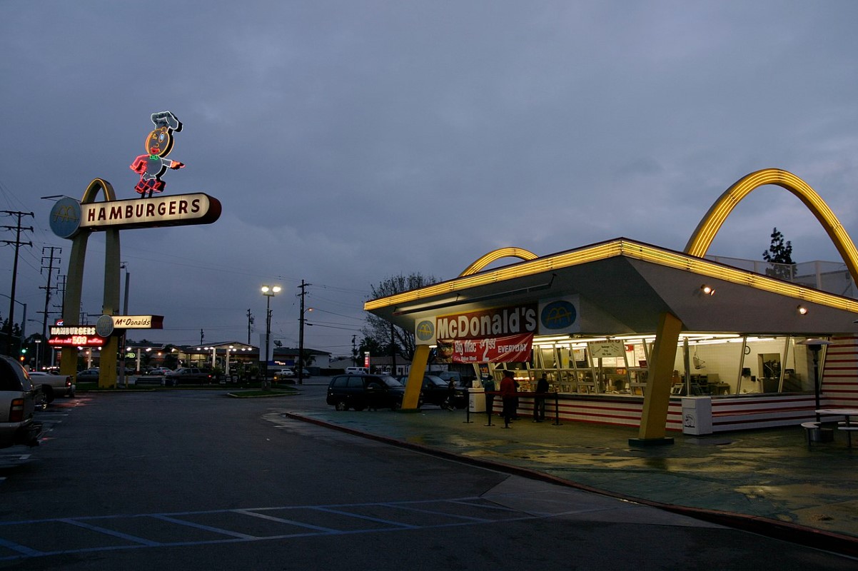 An image of one of the oldest McDonald’s restaurants in the US